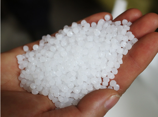 Yantai Double Plastic Industry Co., Ltd. Yüksek Kaliteli, Çevre Dostu ve Dayanıklı Plastik Ağlar Oluşturmak İçin %100 İşlenmemiş HDPE Hammaddelerinde Israr Ediyor