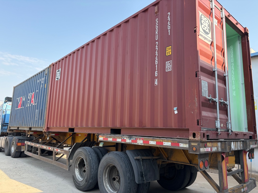 Bu Sabah Japonya'ya Bir Konteyner Dolu Güneşlik Filesi Gönderildi