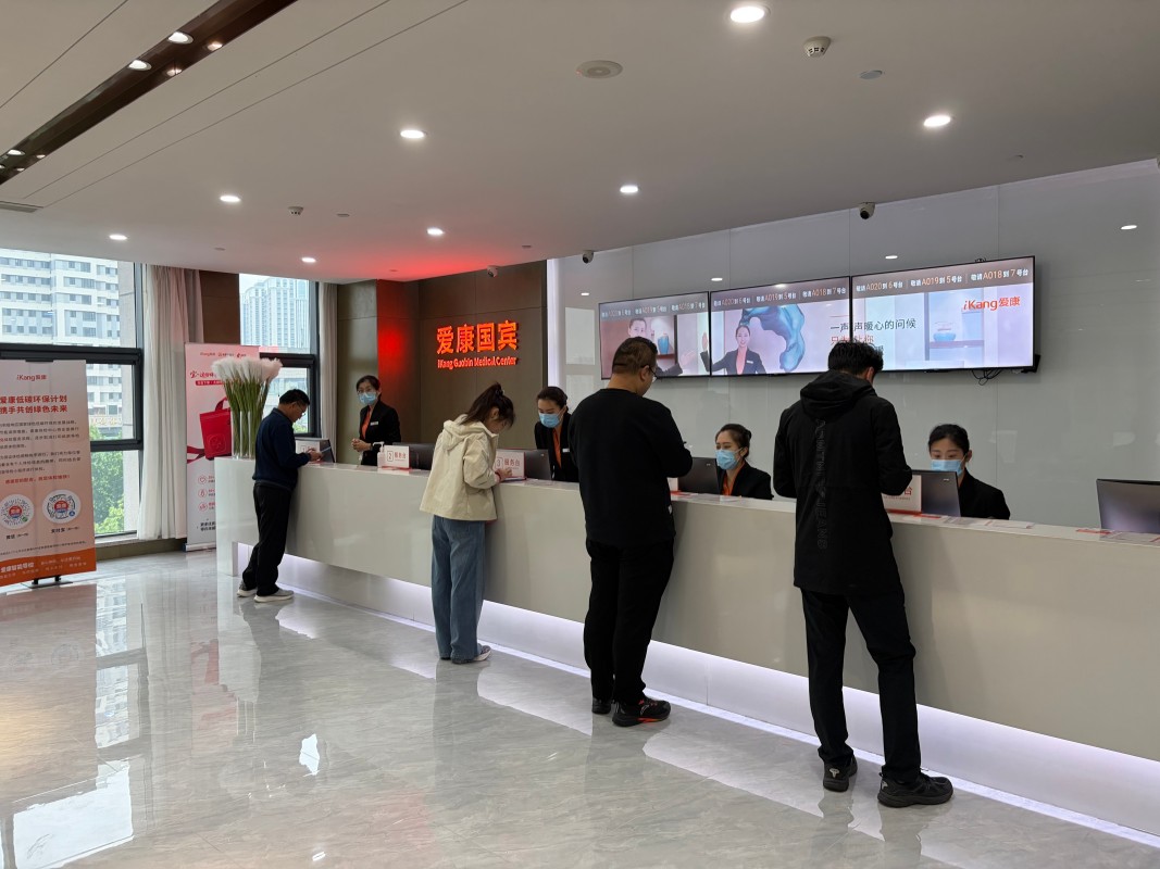 Yantai Double Plastic Industry, Çalışanlarının Fizik Muayenesi ve Ekip Oluşturma Faaliyetlerini Düzenliyor